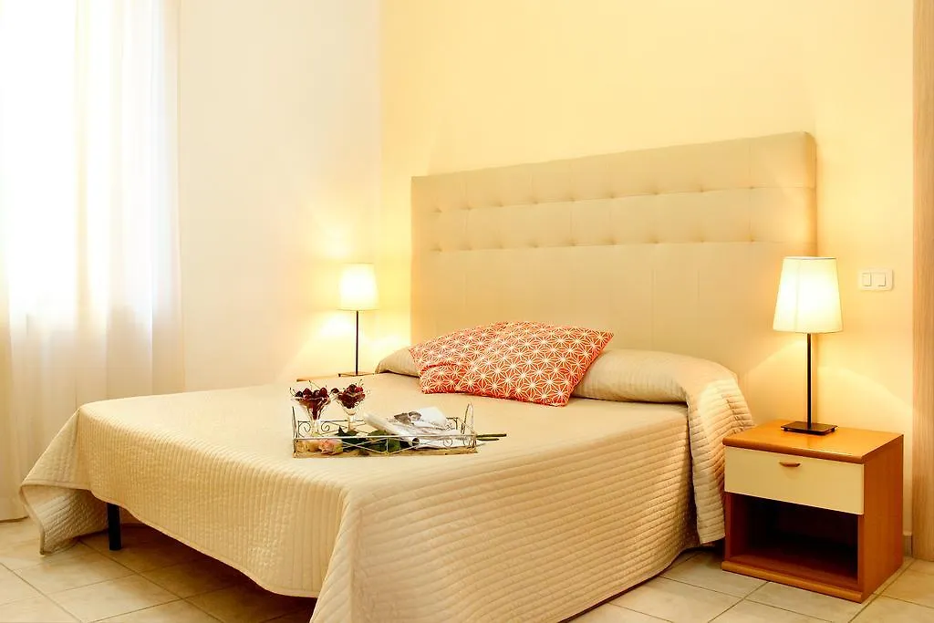Residence Teclini Castiglione della Pescaia 0*,